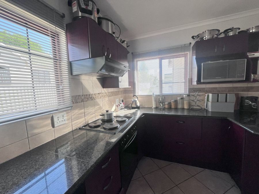 3 Bedroom Property for Sale in Hillside Free State